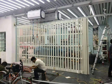 PVC折叠门